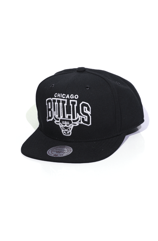 Boné Mitchell and Ness Chicago Bulls Arch Snapback - NewSkull