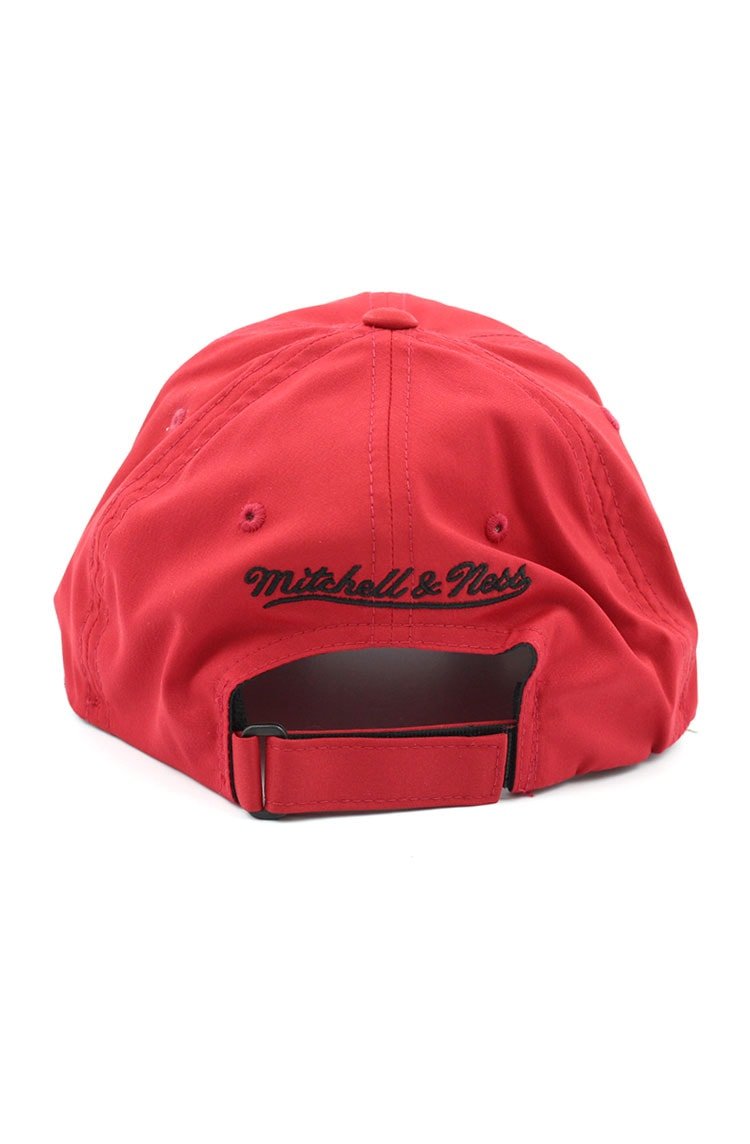 Bone MITCHELL AND NESS Chicago Bulls Flexfit 110 Strapback Vermelho - NewSkull