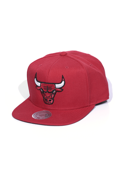Boné Mitchell and Ness Chicago Bulls Logo Solid Vermelho Snapback - NewSkull