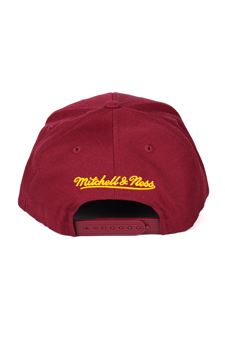 BONE MITCHELL AND NESS CLEVELAND CAVALIERS SNAPBACK VERMELHO - NewSkull