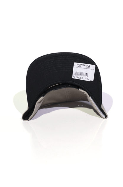 Boné Mitchell and Ness Demand 2.0 Bege Snapback - NewSkull