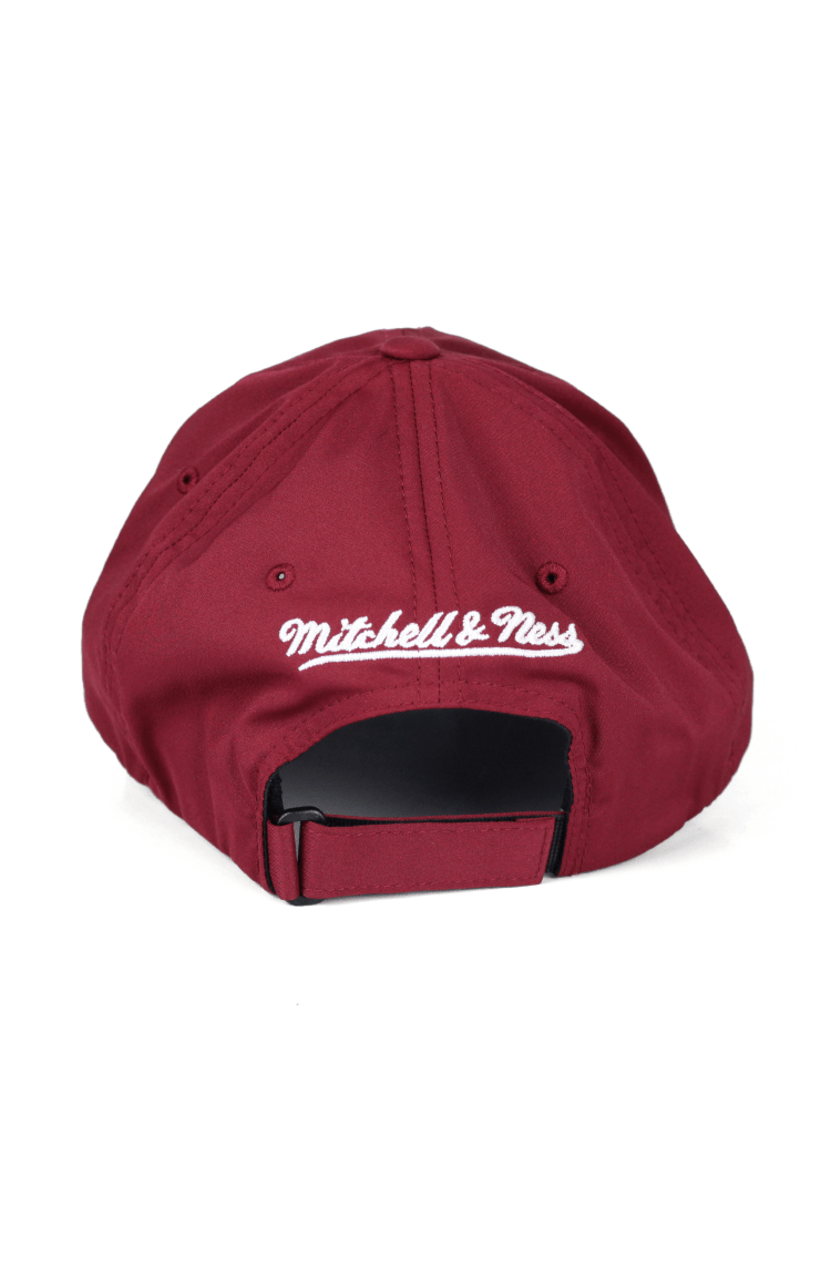 BONE MITCHELL AND NESS LOGO BRANDED STRAPBACK VERMELHO - NewSkull