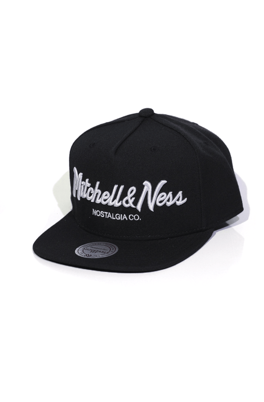 Bone Mitchell and Ness Logo Pinscript Preto Snapback - NewSkull