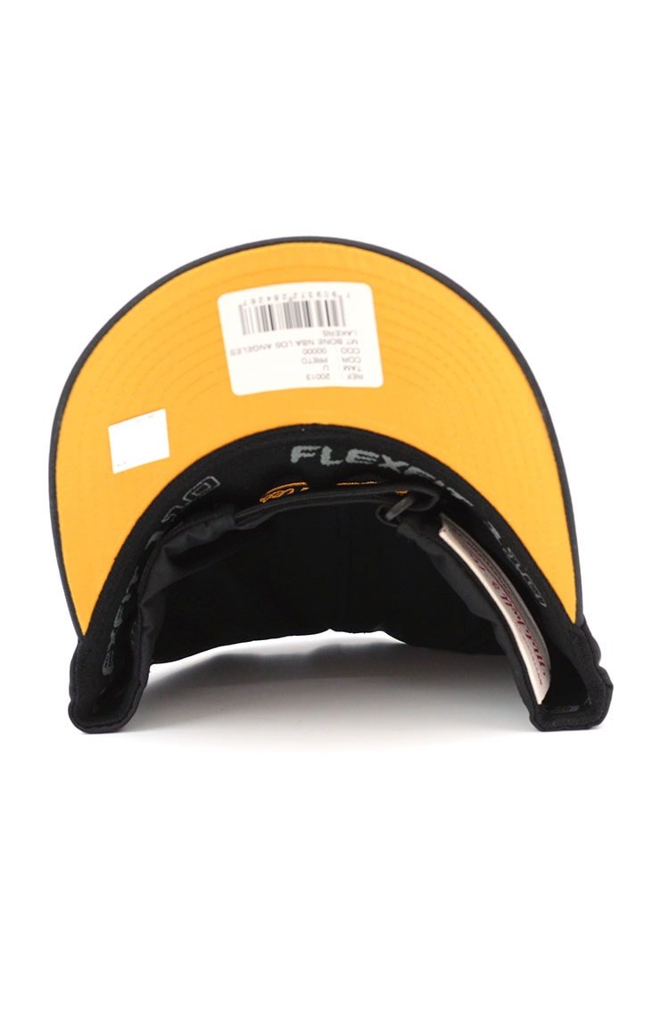 Bone MITCHELL AND NESS Los Angeles Lakers Flexfit 110 Strapback Preto - NewSkull