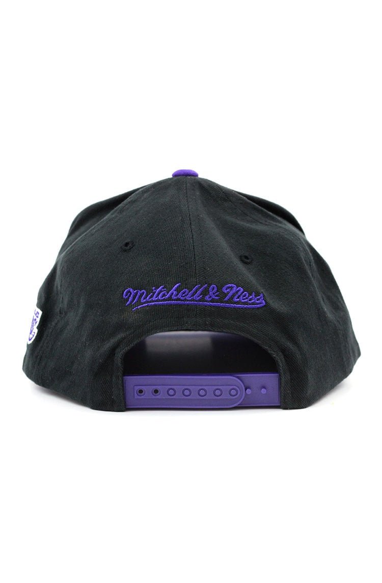 Bone MITCHELL AND NESS NBA Los Angeles Lakers Snapback Preto/Roxo - NewSkull