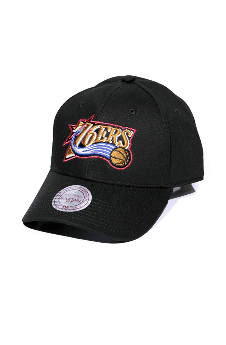 Bone Mitchell and Ness Philadelphia 76ers Strapback Preto/Preto - NewSkull