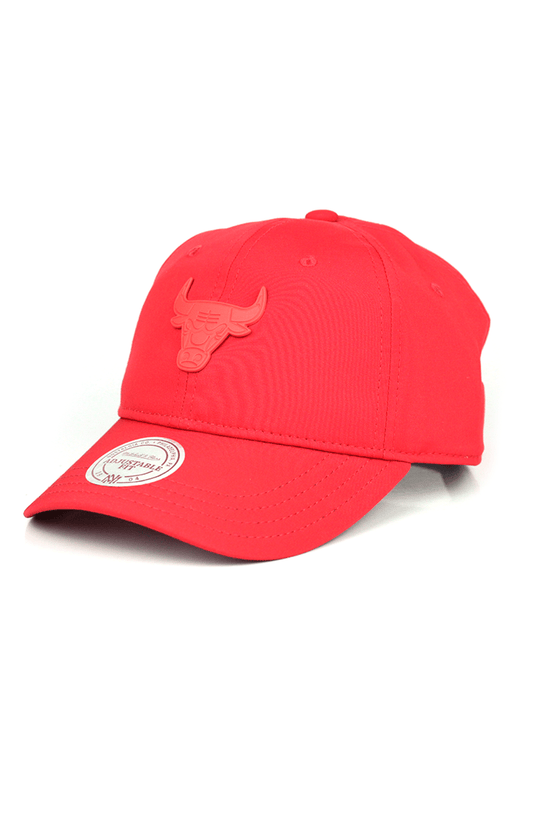 Boné Mitchell and Ness Volley Chicago Bulls Strapback - NewSkull