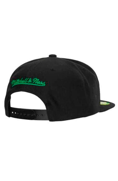 Boné Mitchell & Ness Nba Boston Celtics Aba Reta Snapback Front Loaded Preto/Verde - NewSkull