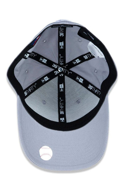 Boné New Era 39THIRTY MLB New York Yankees Cinza/Branco - NewSkull