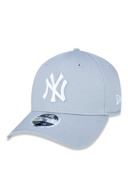 Boné New Era 39THIRTY MLB New York Yankees Cinza/Branco - NewSkull