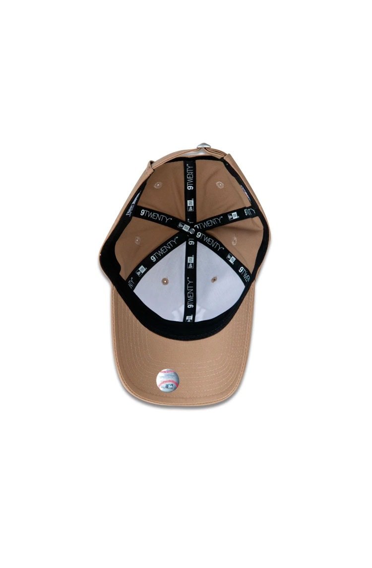 Boné New Era 9TWENTY MLB New York Yankees Aba Curva Cáqui/Branco - NewSkull