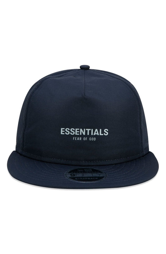 Bone New Era x FEAR OF GOD ESSENTIALS RETRO 9FIFTY STRAPBACK Azul - NewSkull