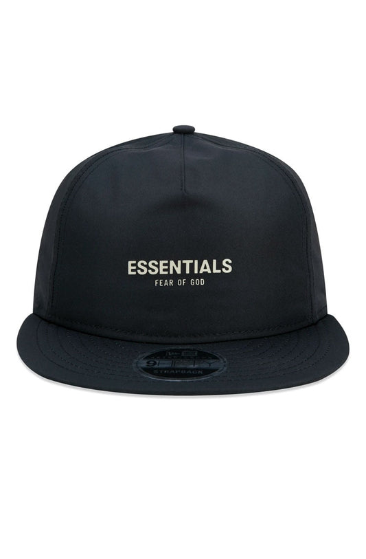 Bone New Era x FEAR OF GOD ESSENTIALS RETRO 9FIFTY STRAPBACK Preto - NewSkull