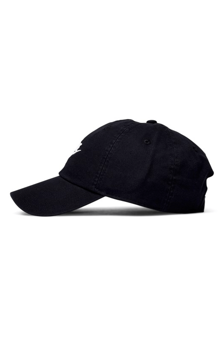 Boné Nike Sportswear Futura Washed Strapback Preto/Branco - NewSkull