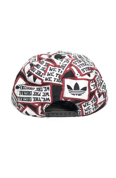 Boné Snapback Adidas Patch - NewSkull