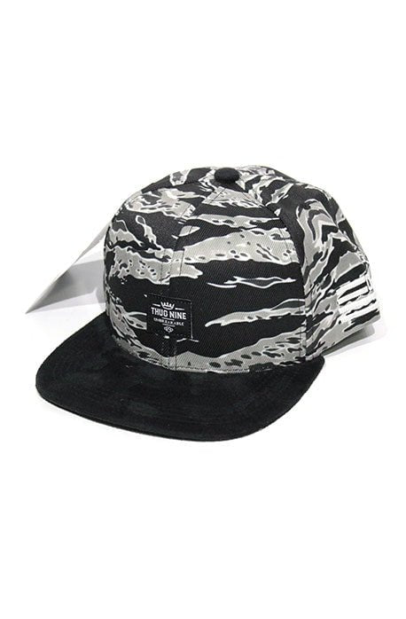 Boné Thug Nine Snapback Tag Camo - NewSkull