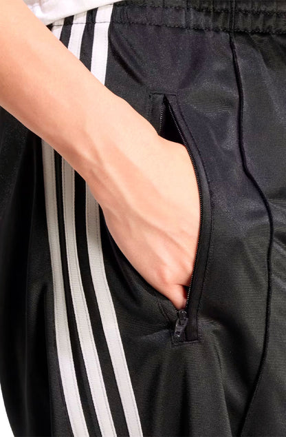 Calça Adidas Folgada Adicolor Firebird Classics Preto/Branco - NewSkull