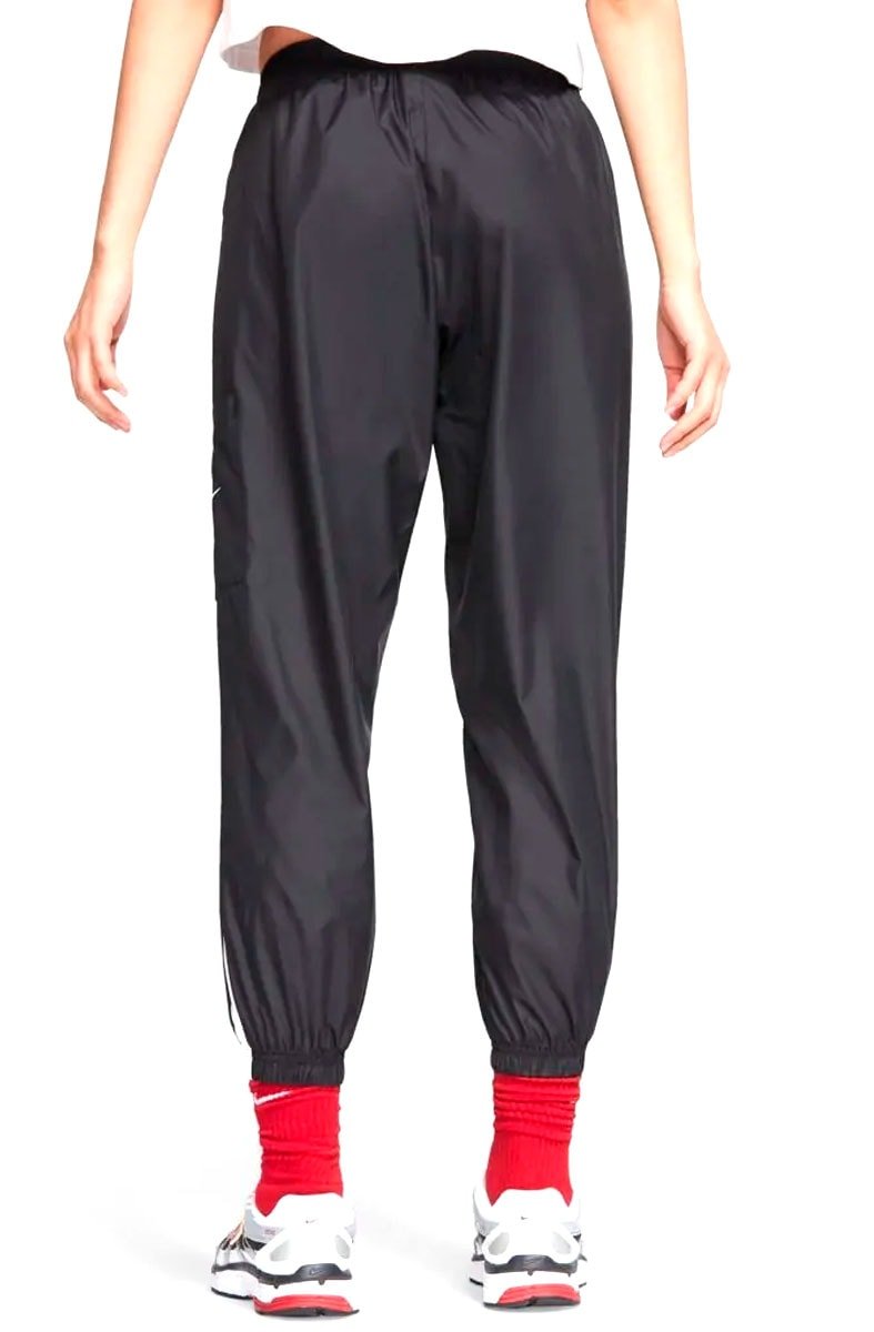 Calça Nike Sportswear Feminina Preto/Branco - NewSkull