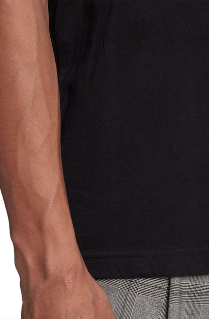 Camiseta Adidas Adicolor Essentials Trefoil Preta/Dourada - NewSkull