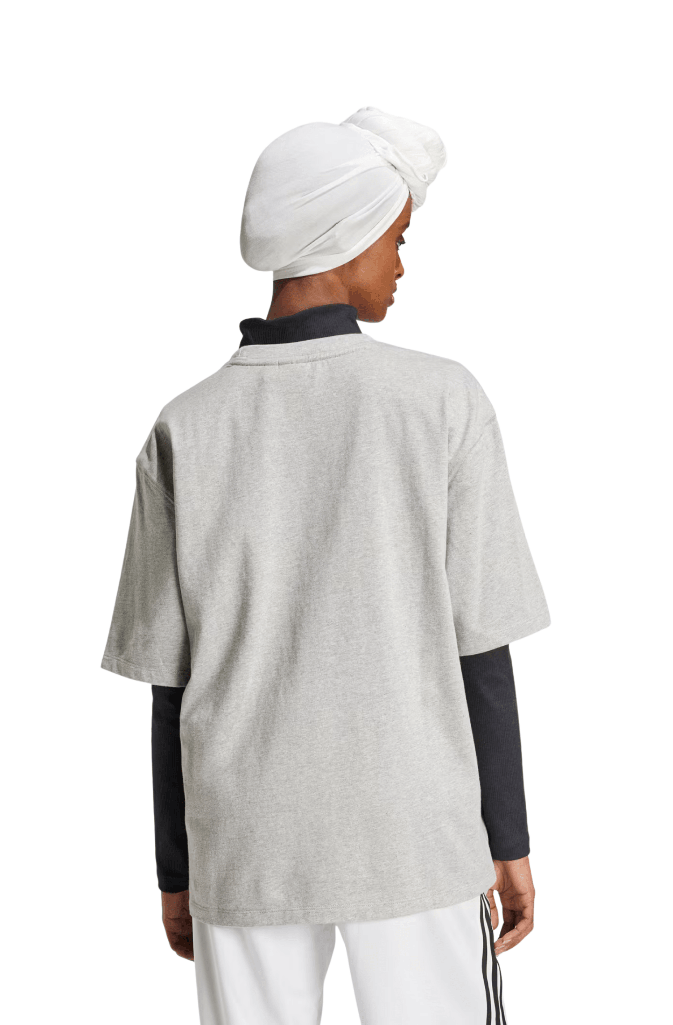 Camiseta Adidas Boyfriend Essentials Cinza - NewSkull