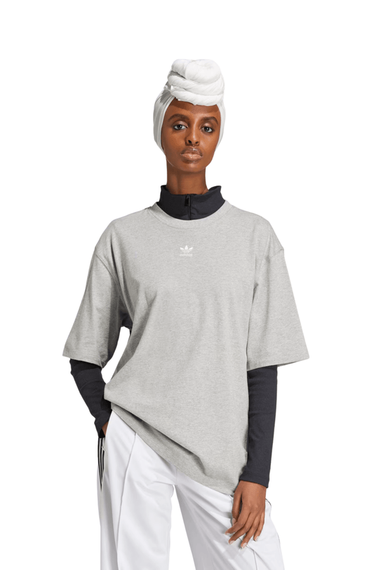 Camiseta Adidas Boyfriend Essentials Cinza - NewSkull