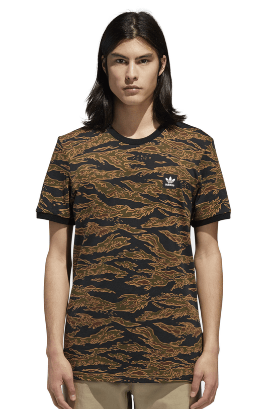 CAMISETA ADIDAS CAMUFLADA AOP - NewSkull