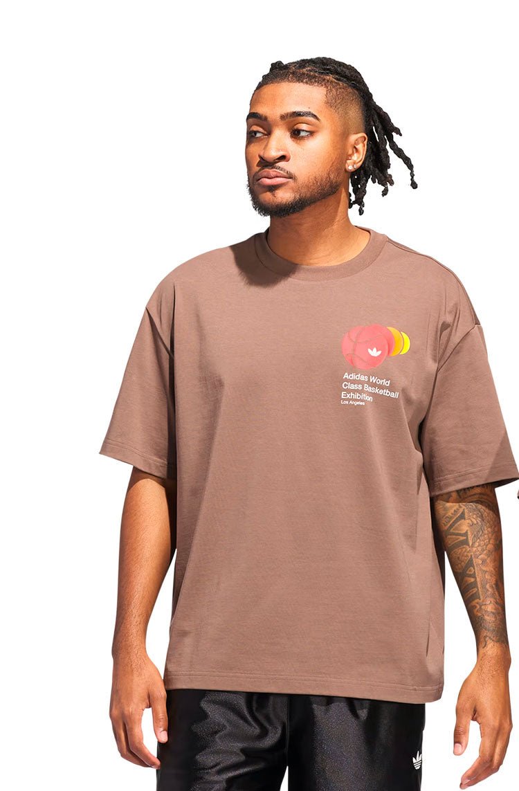Camiseta Adidas Graphic World Class Q3 Marrom - NewSkull