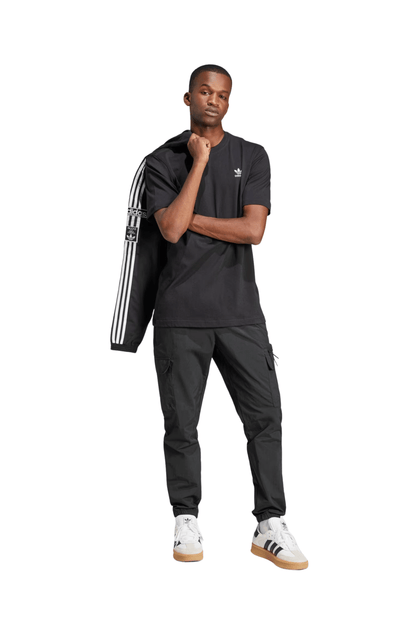 Camiseta Adidas Trefoil Essentials Preto/Branco - NewSkull