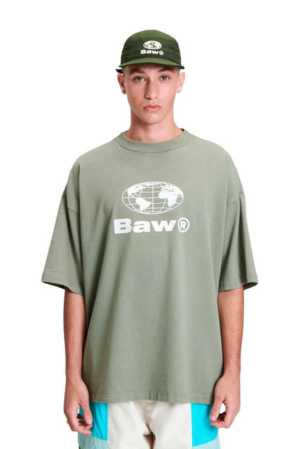 Camiseta Baw New Over World Verde Militar - NewSkull