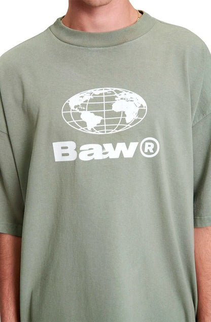 Camiseta Baw New Over World Verde Militar - NewSkull