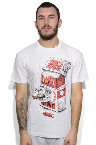 Camiseta Blunt Life Is Short To Smoke Branca - NewSkull