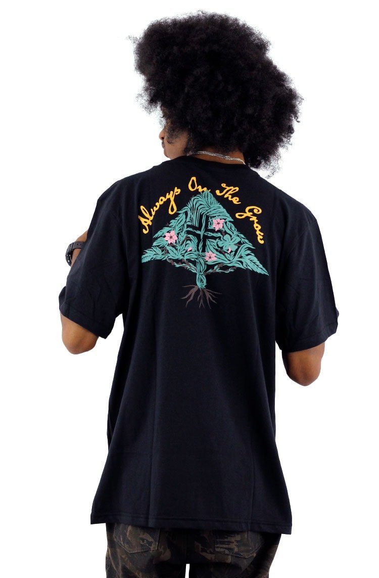 Camiseta LRG On The Grow Preta - NewSkull