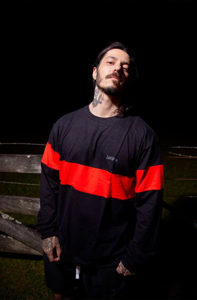 Camiseta Manga Longa Impie Essential Preto/Vermelho - NewSkull