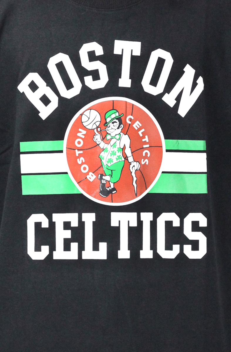 Camiseta Mitchell e Ness Boston Celtics Arch Preta - NewSkull