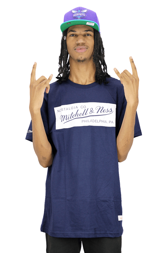 Camiseta Mitchell e Ness Box Logo Azul - NewSkull