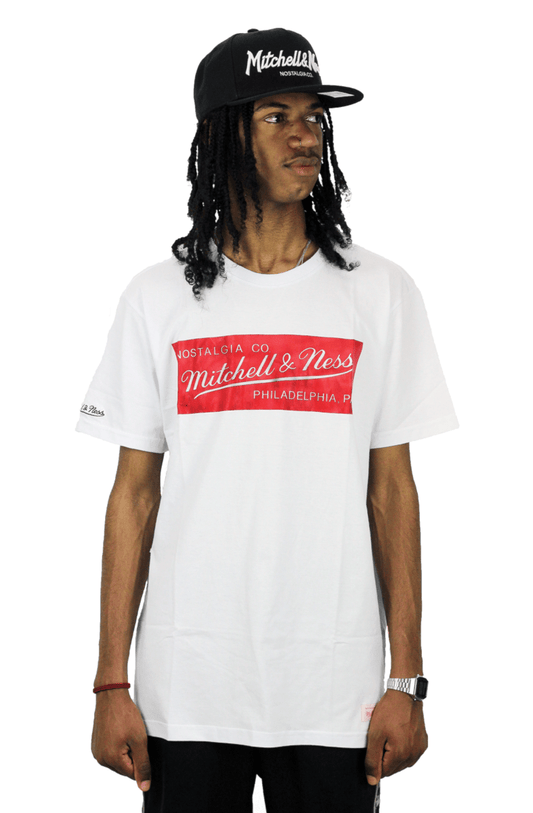 Camiseta Mitchell e Ness Box Logo Branca - NewSkull