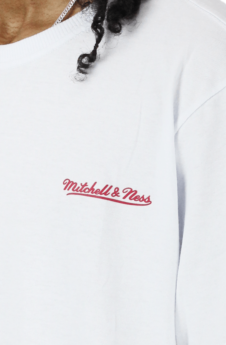 Camiseta Mitchell e Ness Front Signature Branca - NewSkull