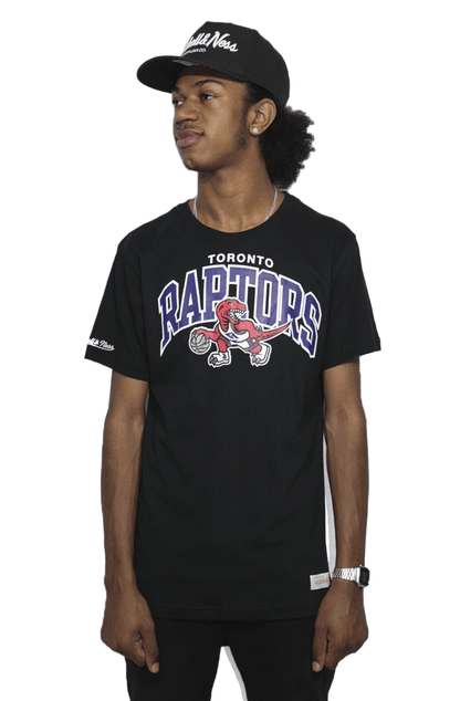 Camiseta Mitchell e Ness Toronto Raptors Arch Preto - NewSkull