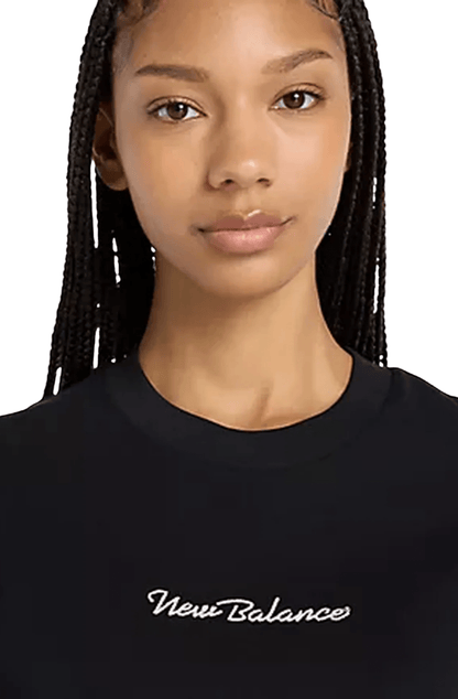 Camiseta New Balance Athletics Script Feminino Preto - NewSkull