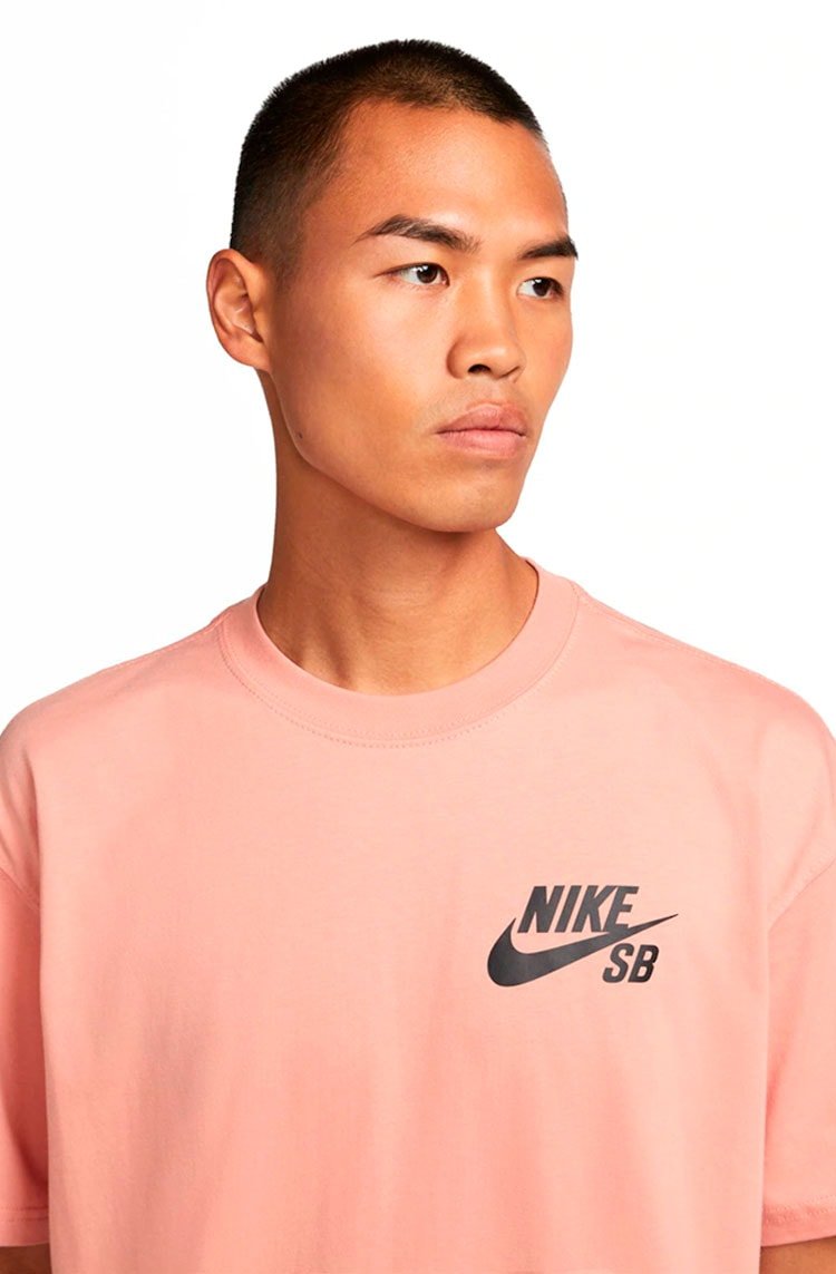 Camiseta Nike SB Tee Masculina Rosa/Preto - NewSkull