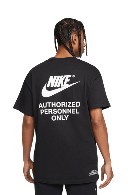 Camiseta Nike Sportswear Authorized Masculino Preto - NewSkull