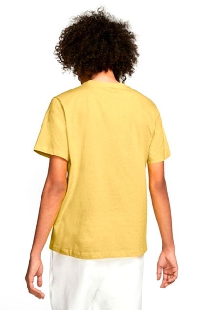 Camiseta Nike Sportswear Club Amarelo/Branco - NewSkull