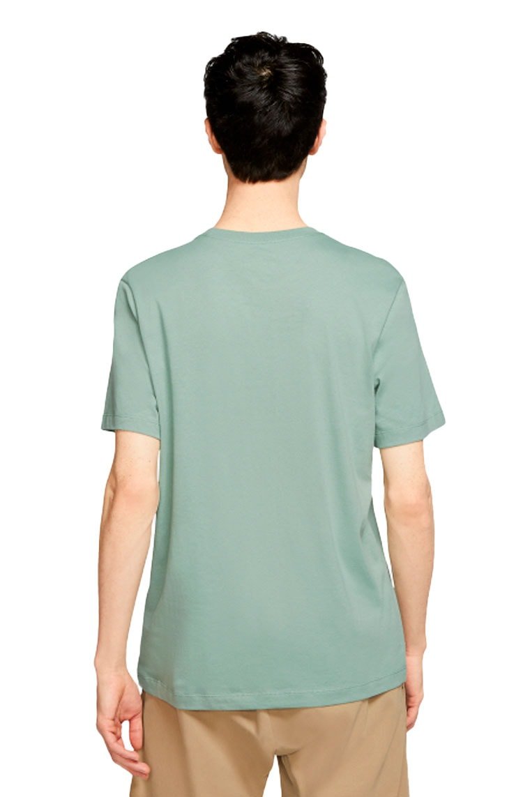 Camiseta Nike Sportswear Club Verde - NewSkull