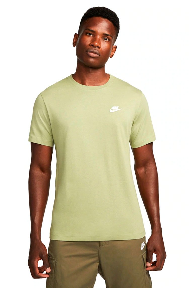 Camiseta Nike Sportswear Clube Verde/Branco - NewSkull