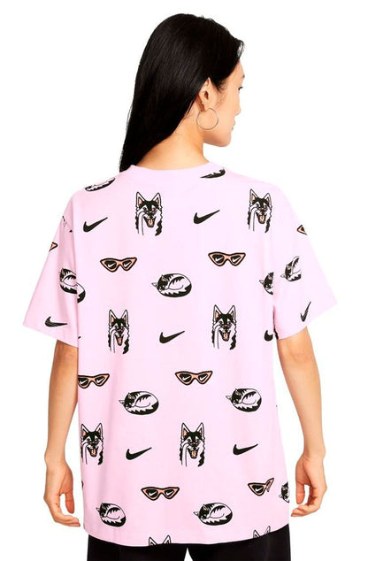 Camiseta Nike Sportswear Dog Feminina Rosa/Preto - NewSkull