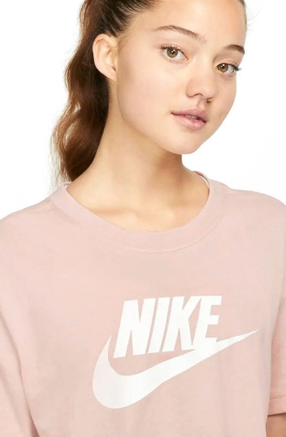 Camiseta Nike Sportswear Essential Feminina Rosa/Branco - NewSkull
