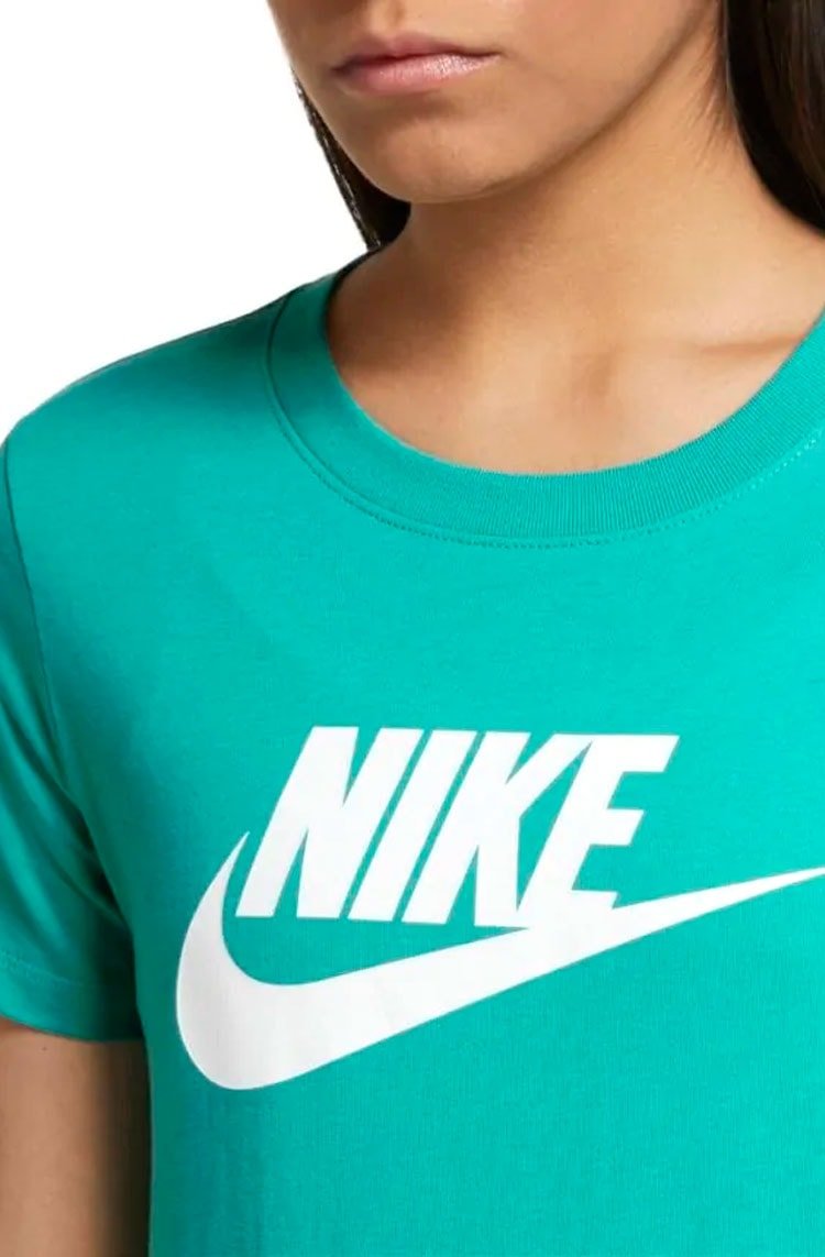 Camiseta Nike Sportswear Essential Feminina Verde/Branco - NewSkull