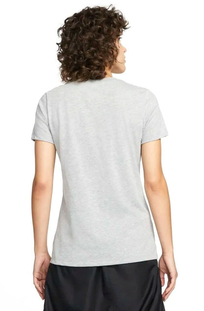 Camiseta Nike Sportswear Feminina Cinza/Preto - NewSkull