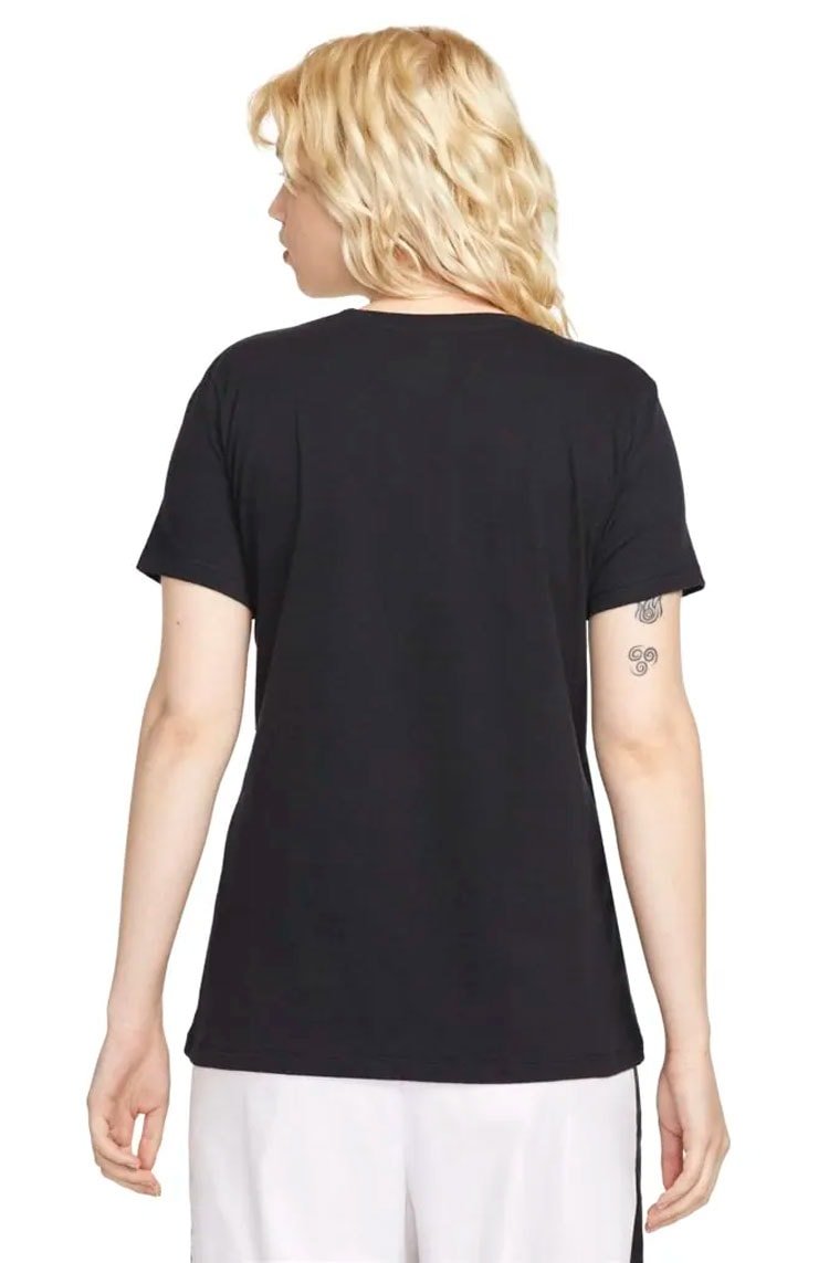 Camiseta Nike Sportswear Feminina Preto/Branco - NewSkull