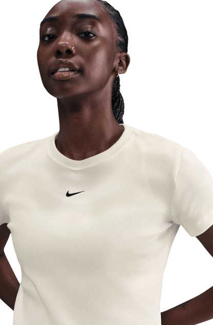 Camiseta Nike Sportswear Feminino Bege - NewSkull
